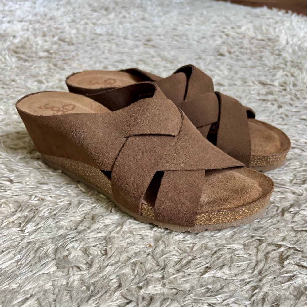 Yokono Brown Wedge Sandals